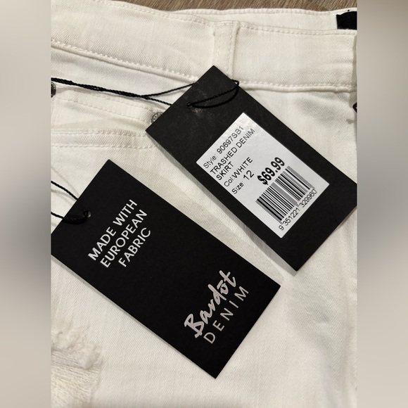 NWT Bardot Denim skirt. AUS Size 12. US size 30. - Picture 4 of 4